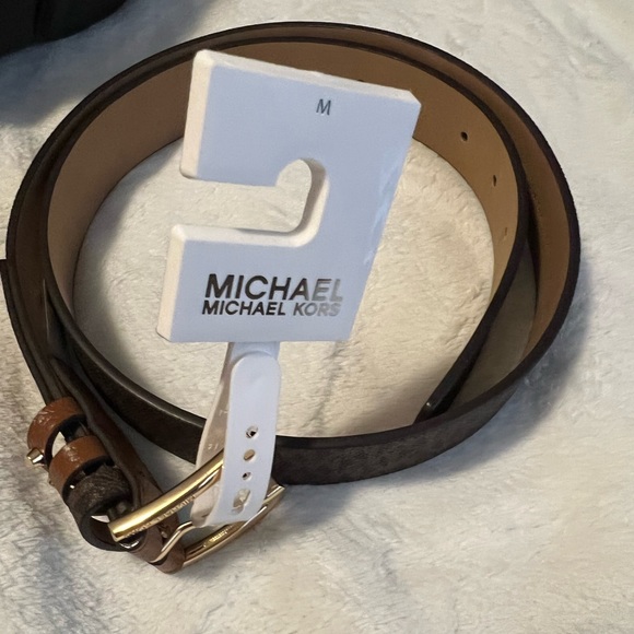 New never use micheal Kors - Picture 3 of 4